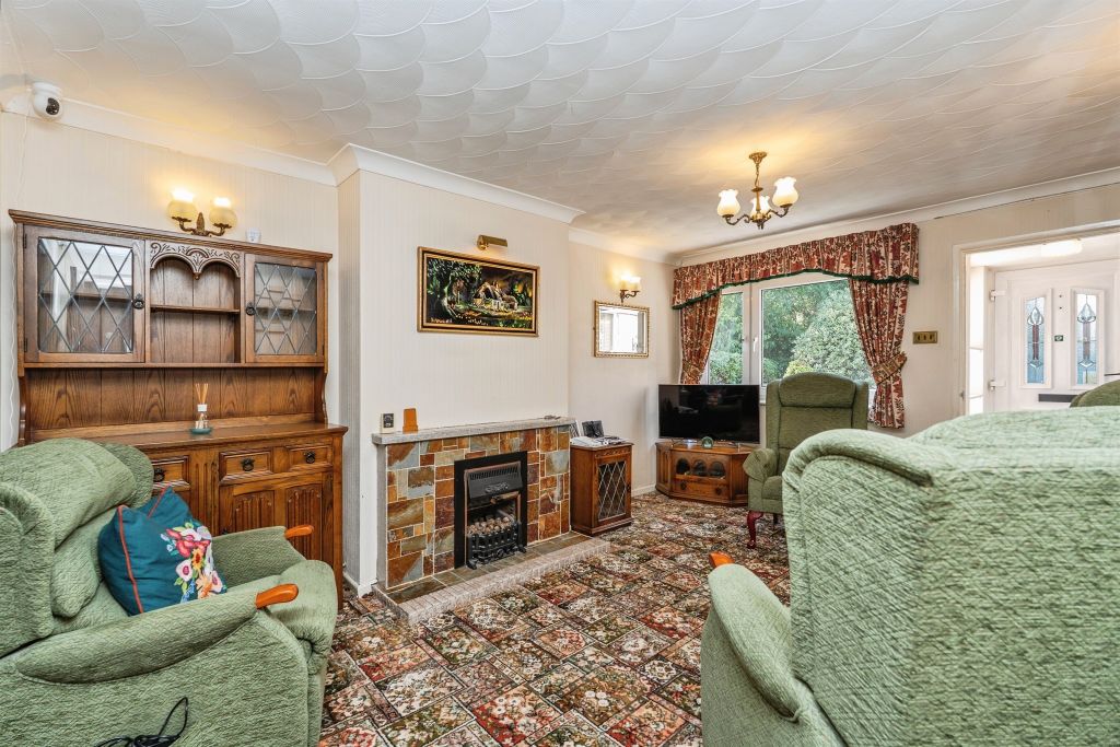 Property photo 3 of 17