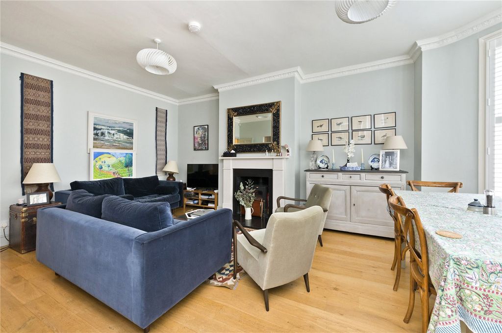 Property photo 3 of 9 A085i00000L96Ljaar_Bgo100277_37.Jpg