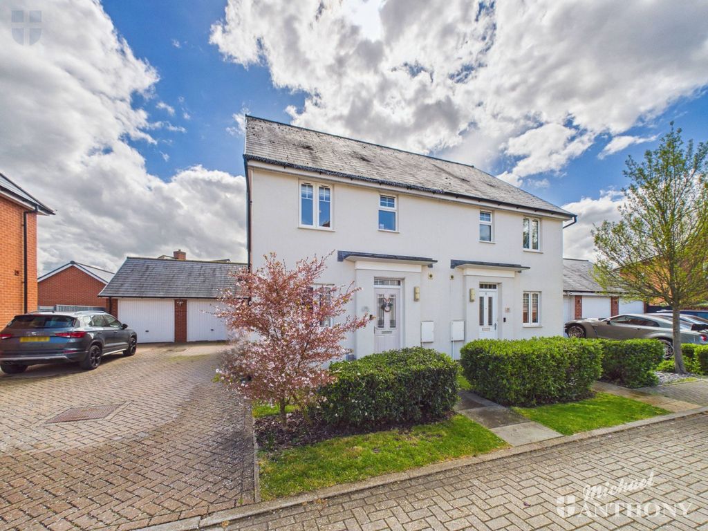 Property photo 1 of 15 Cam03218G0-Pr0982-Still018