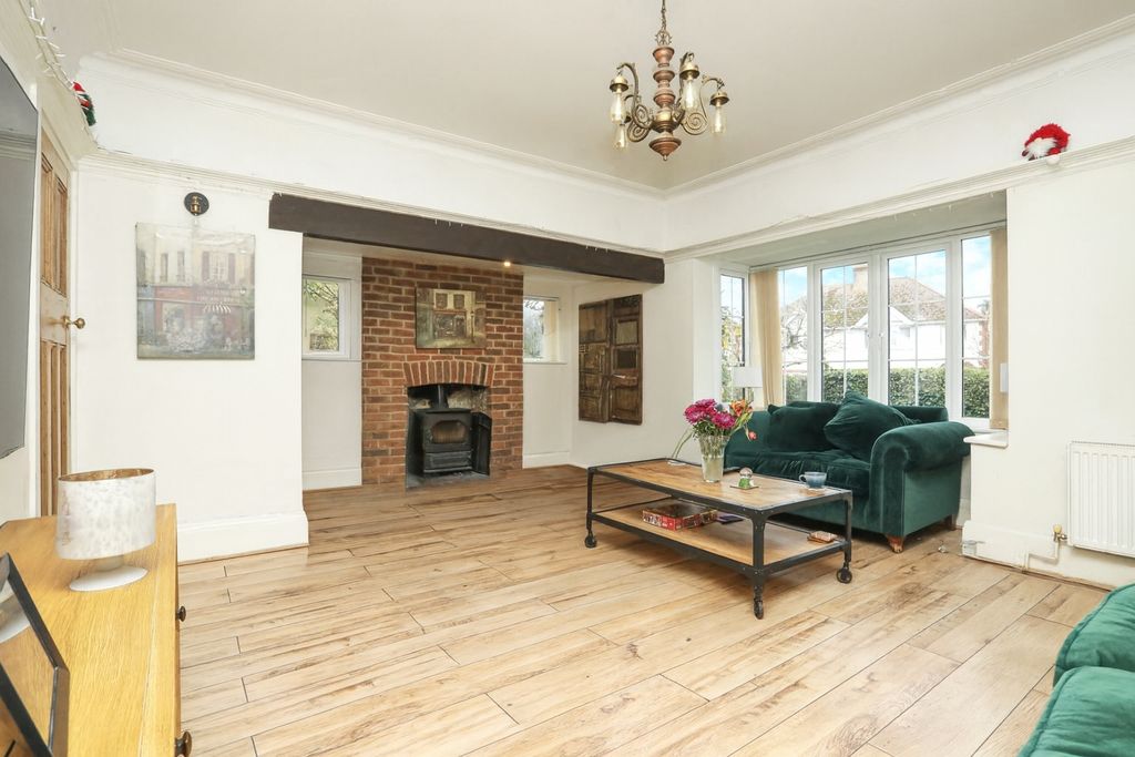 Property photo 2 of 23 Picture 2