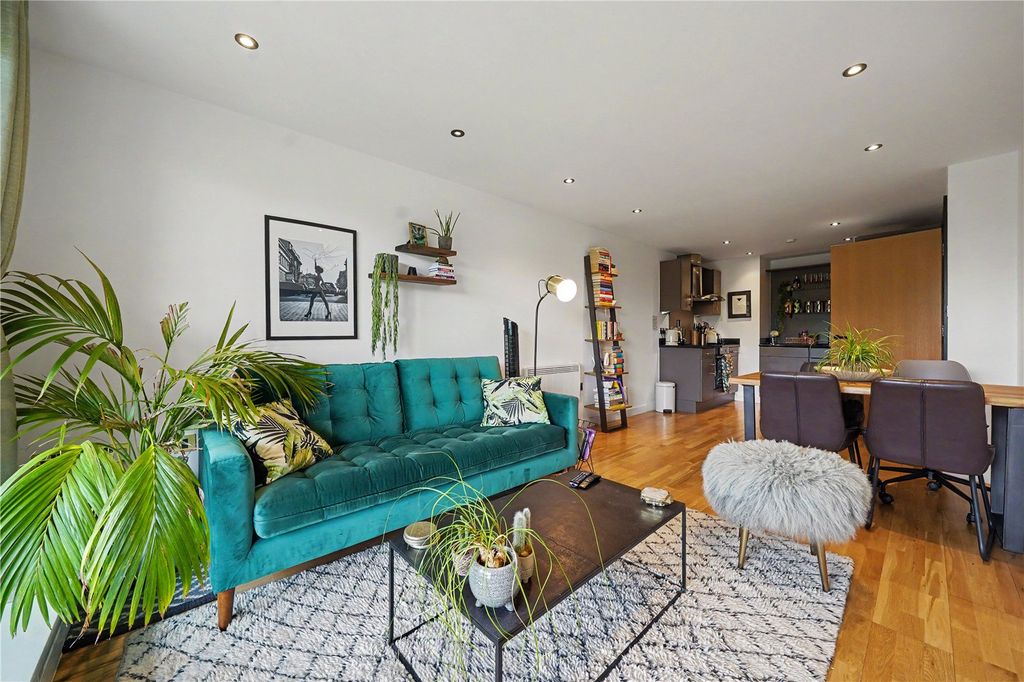 Property photo 1 of 12 Picture No. 08