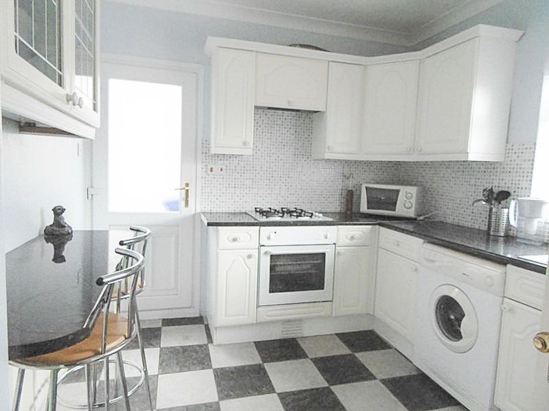 Property photo 2 of 7 Photo 1