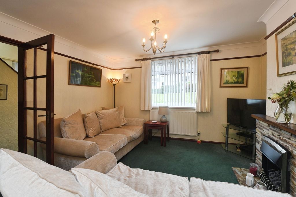 Property photo 3 of 13 Photo