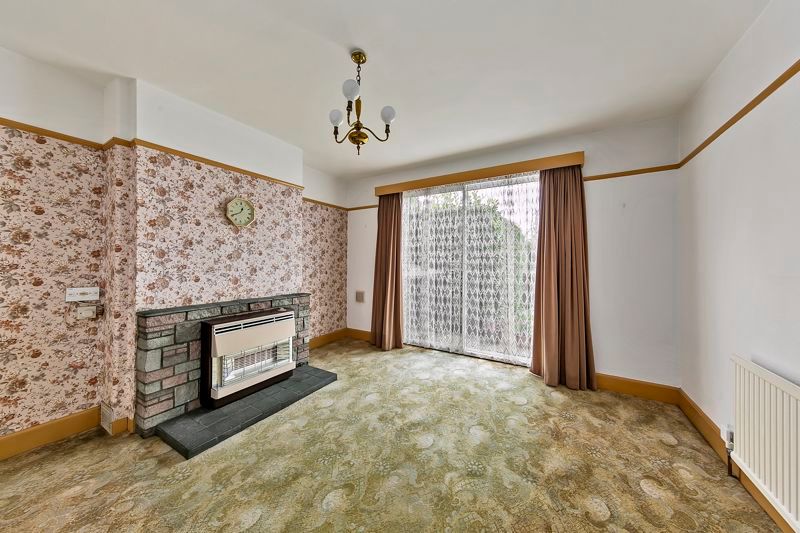 Property photo 3 of 21 Dining Room