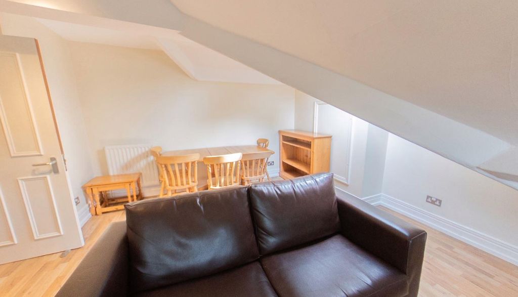 Property photo 3 of 10 George House 3.Jpg