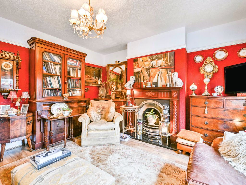 Property photo 2 of 17 Photo 2