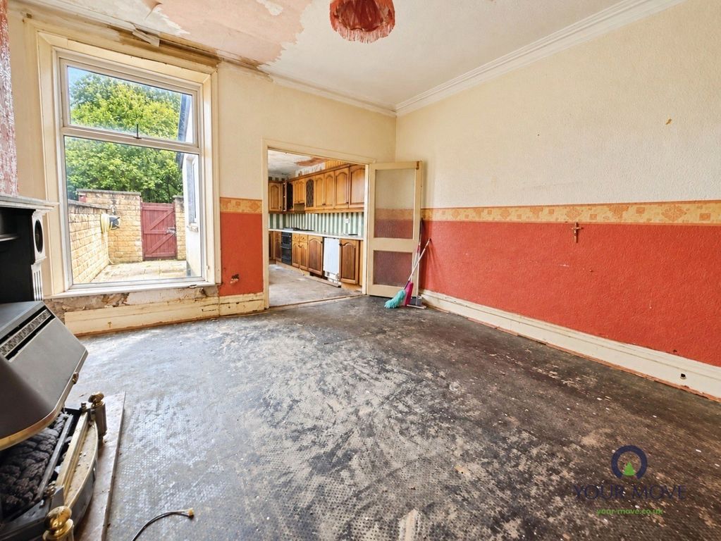 Property photo 2 of 10 Pbox-Img.Png