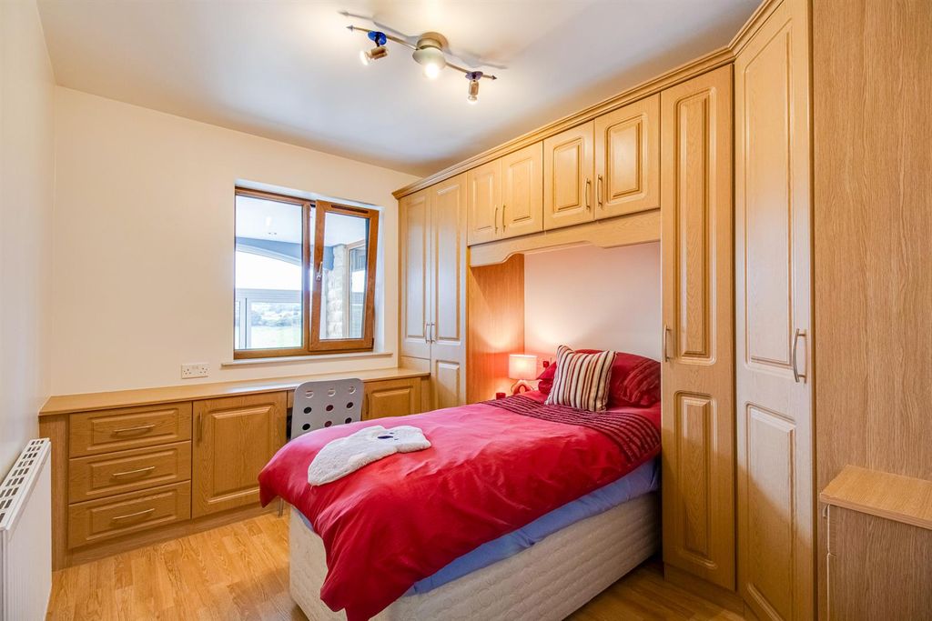 Additional image 15 of 4 bed detached house for saleDaleside, Dewsbury WF12
