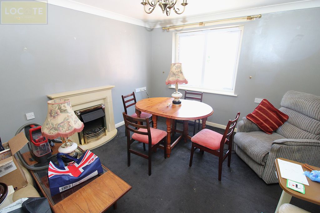 Property photo 3 of 11 Img_8372.Jpg