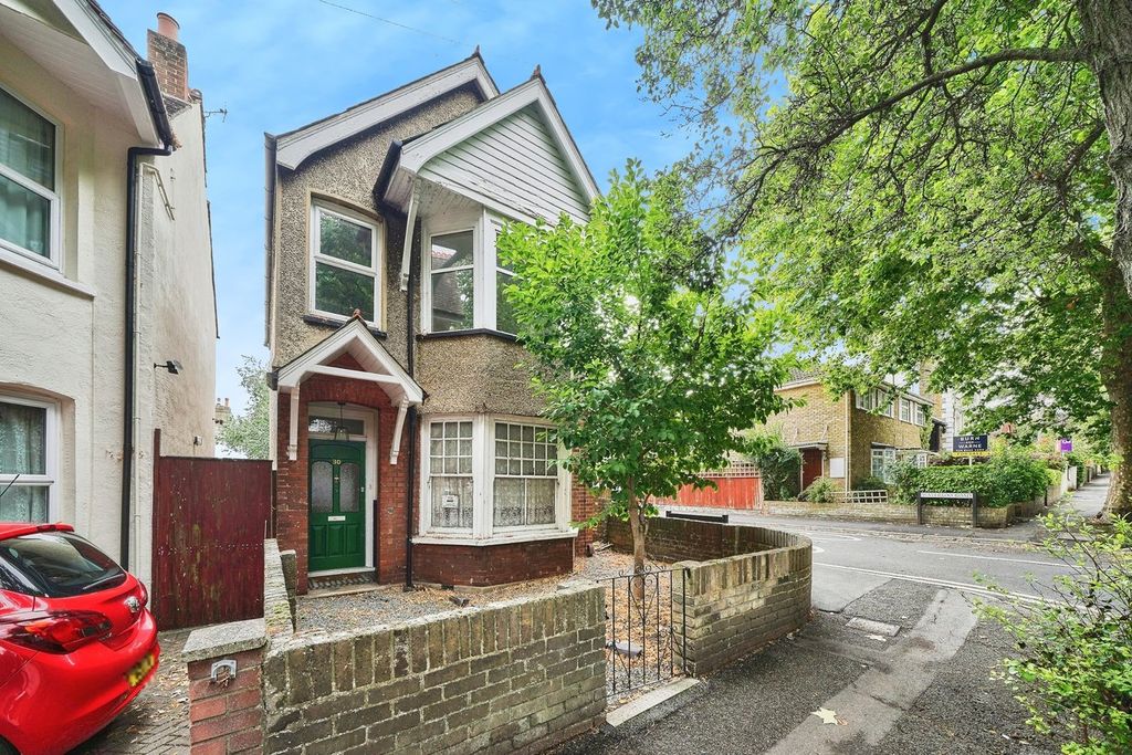 Property photo 1 of 18