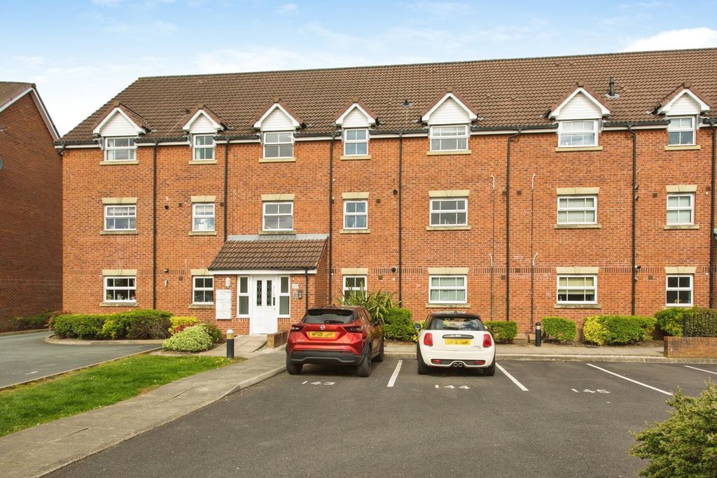 Additional image 13 of 2 bed flat for saleGreat Park Drive, Leyland, Lancashire PR25