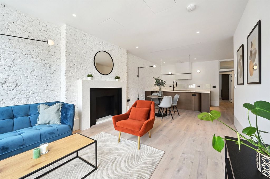 Property photo 3 of 10 Picture 3