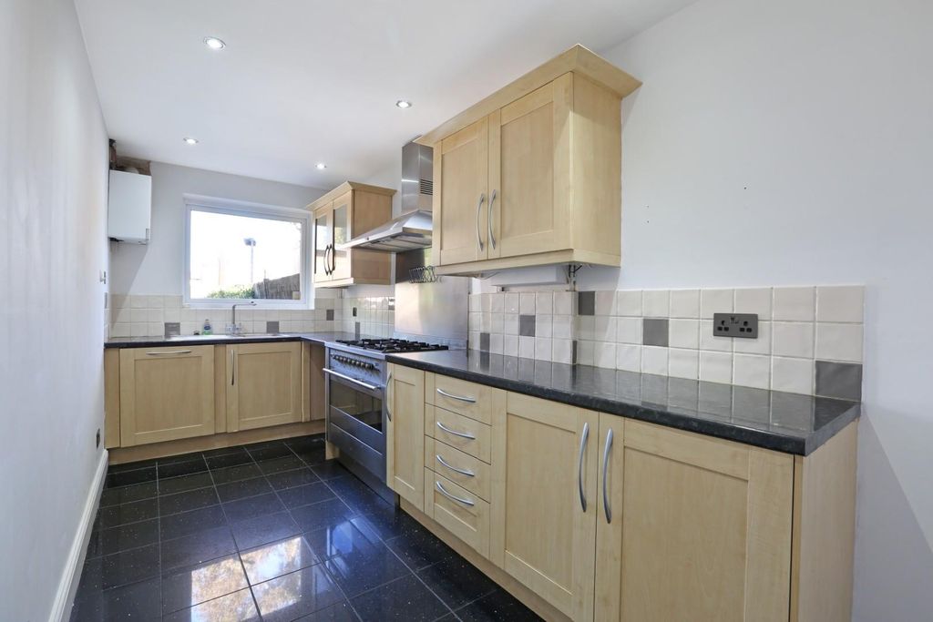 Property photo 2 of 15 Ach_8733.Jpg
