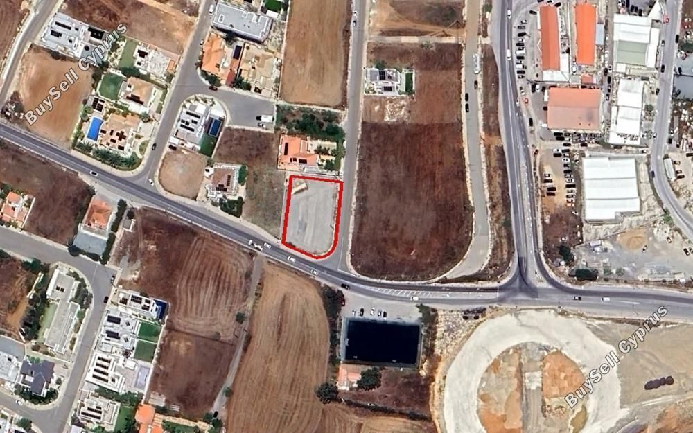 Property photo 1 of 2