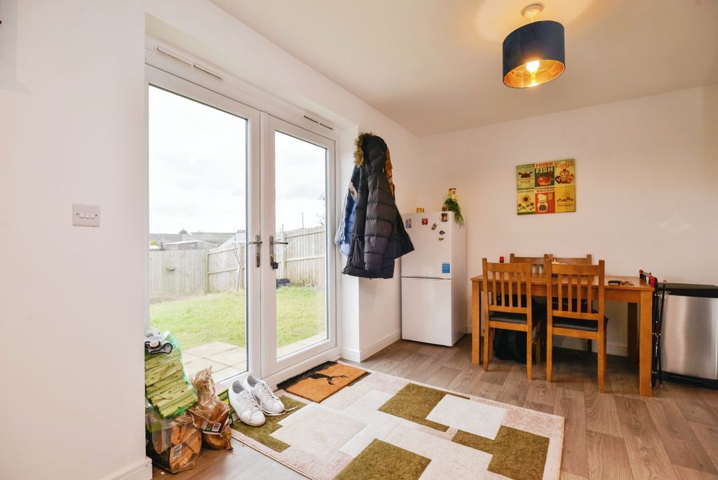 Property photo 3 of 17 Photography