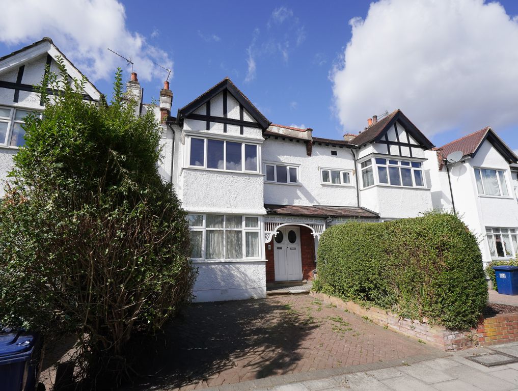 Property photo 1 of 12