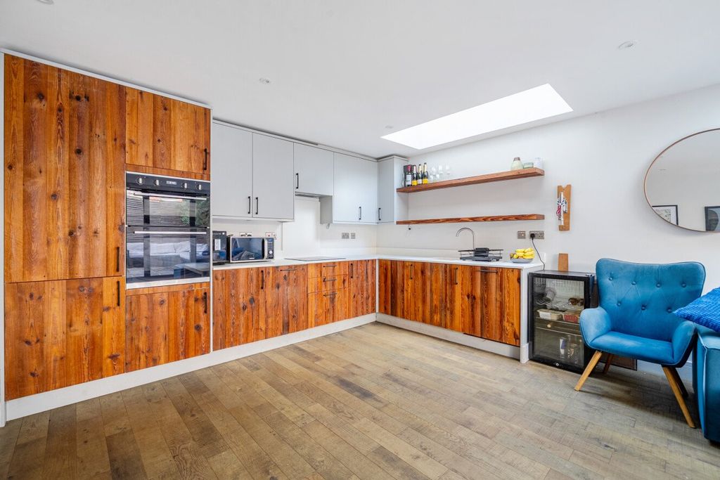 Property photo 2 of 11 Picture No. 11