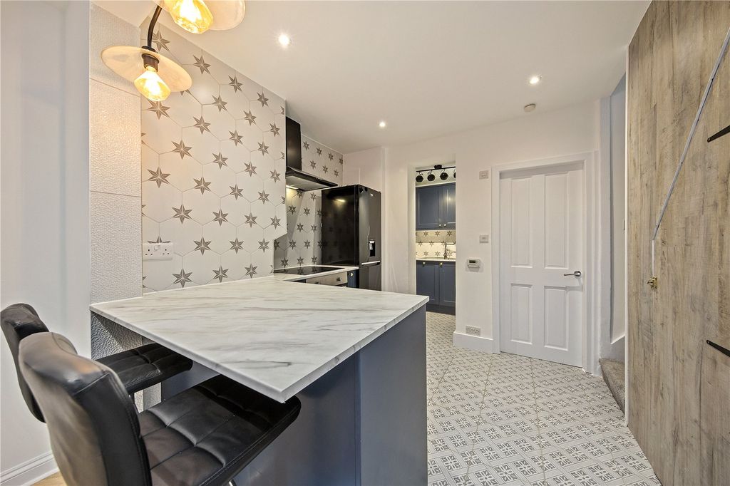 Property photo 2 of 10 Picture No. 07