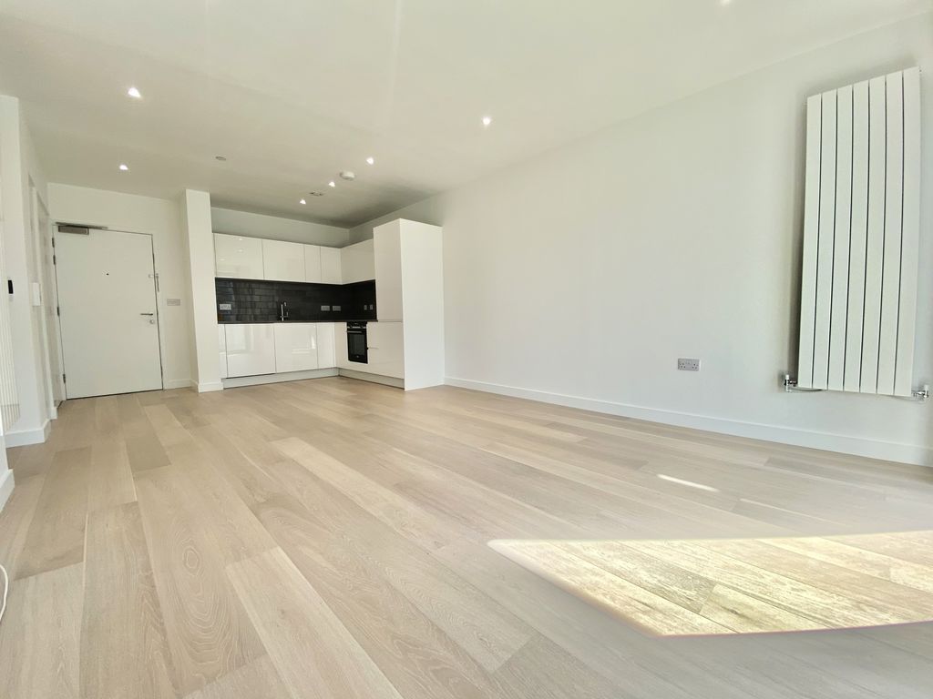 Property photo 2 of 7 Photo 6