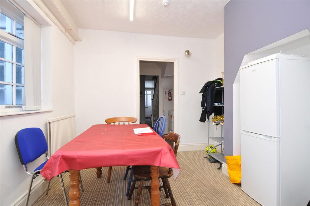 Property photo 2 of 10 18Bedfordparkupdate002.Jpg