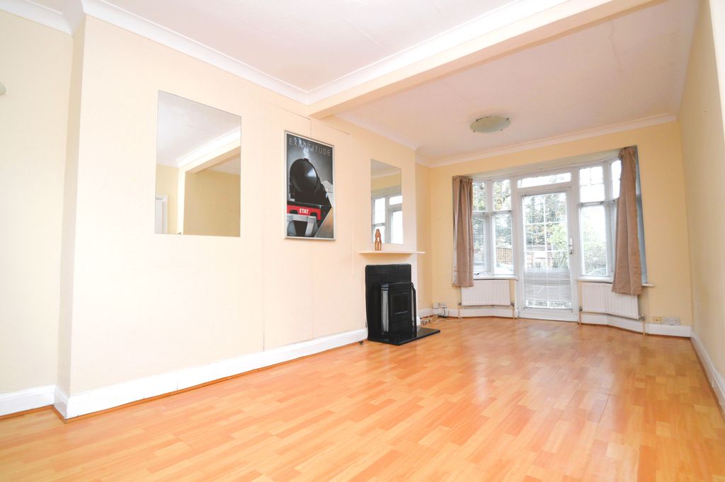 Property photo 3 of 9 Dsc_0316