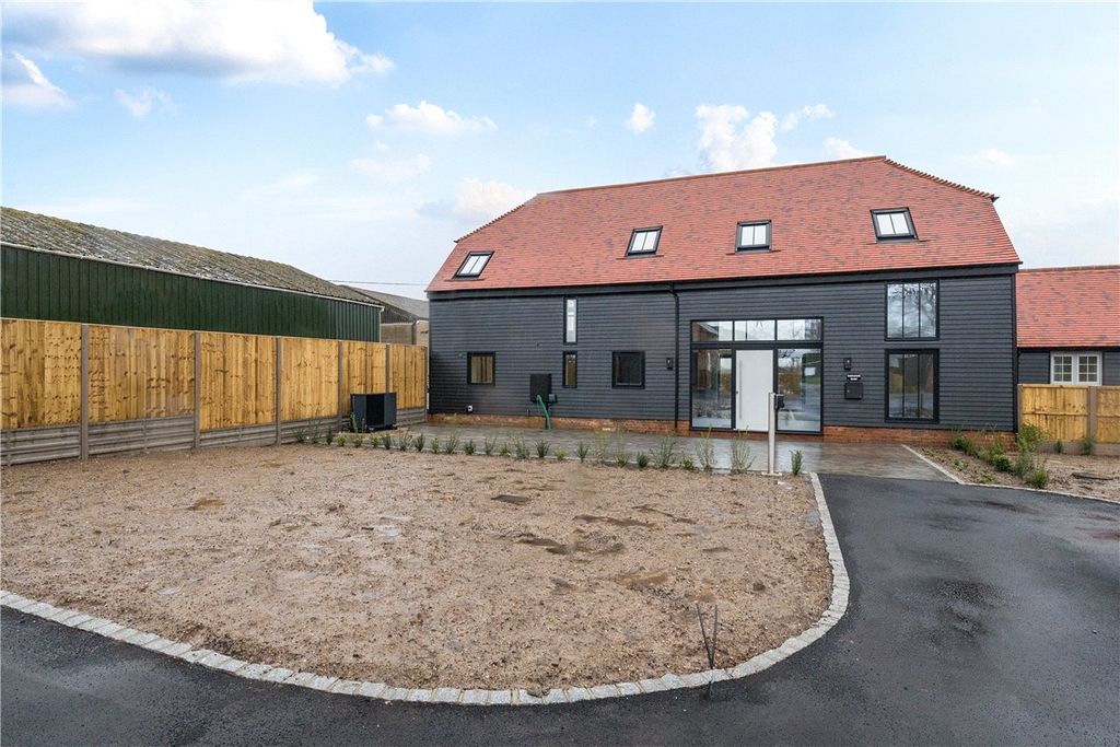 Property photo 1 of 13 Picture No. 02