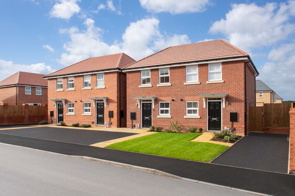 Property photo 1 of 7 Heron's Reach Wilford Home