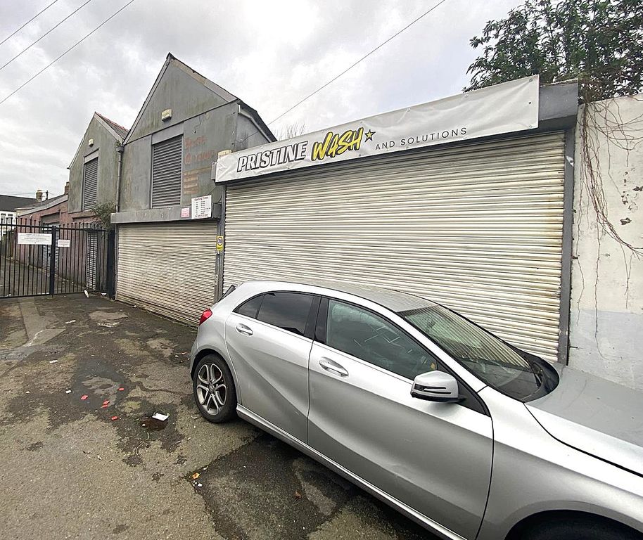 Property photo 1 of 2