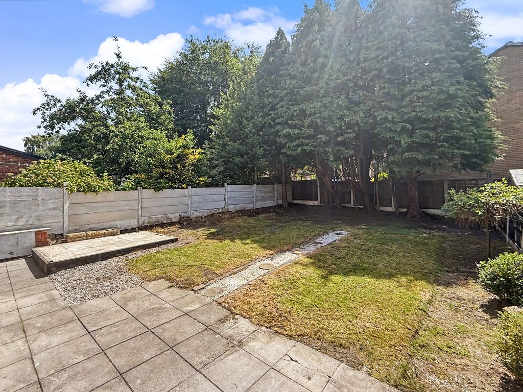 Property photo 2 of 26