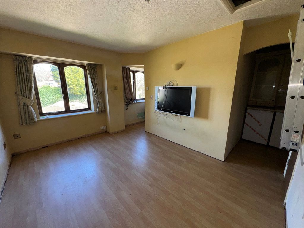 Property photo 2 of 5 Picture No. 02