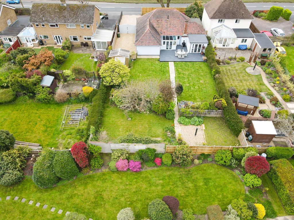 Property photo 2 of 35 Picture No. 44