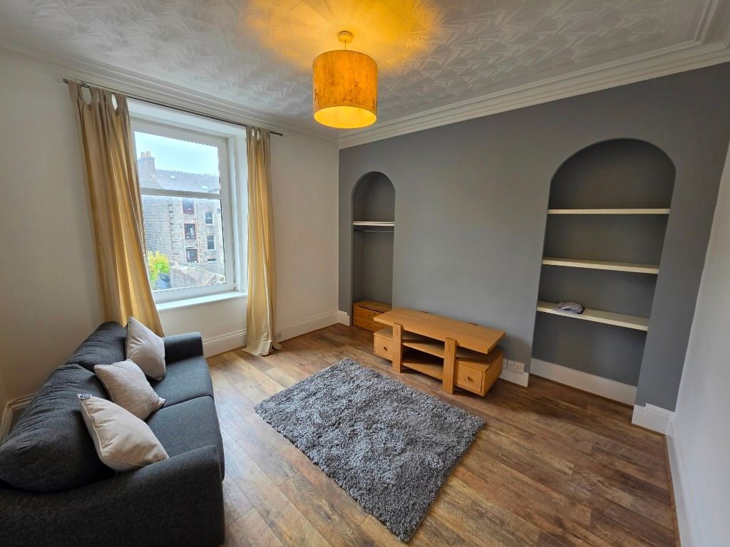 Property photo 1 of 10 Photo 1
