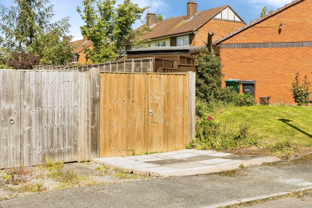 Property photo 3 of 14