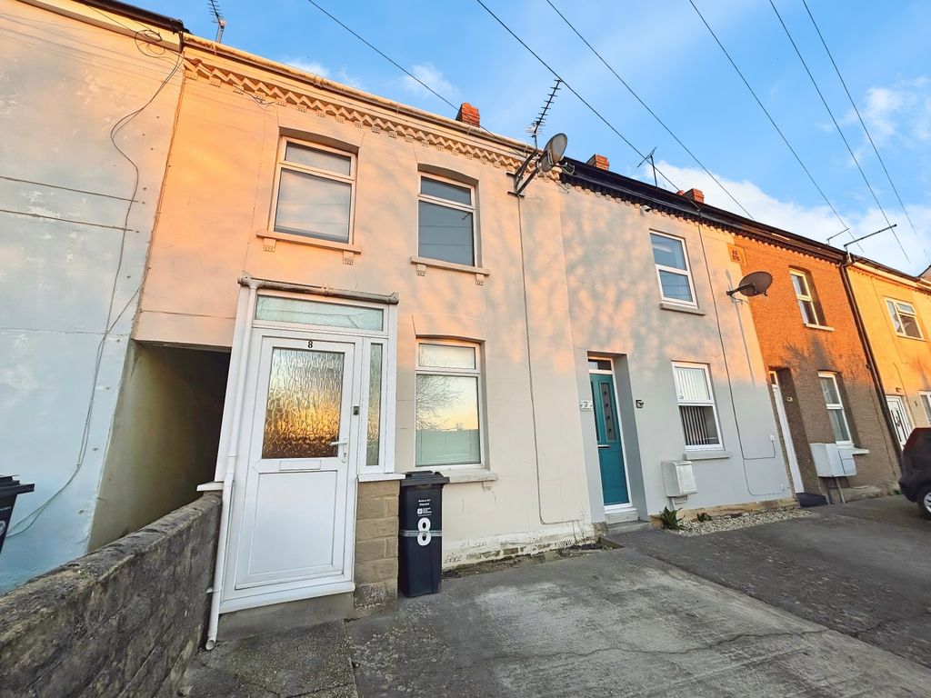 Property photo 1 of 7 78ee4282-Outside 201