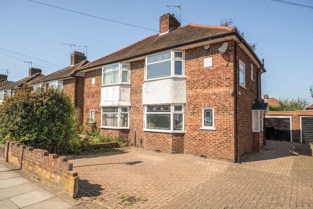 Property photo 1 of 14