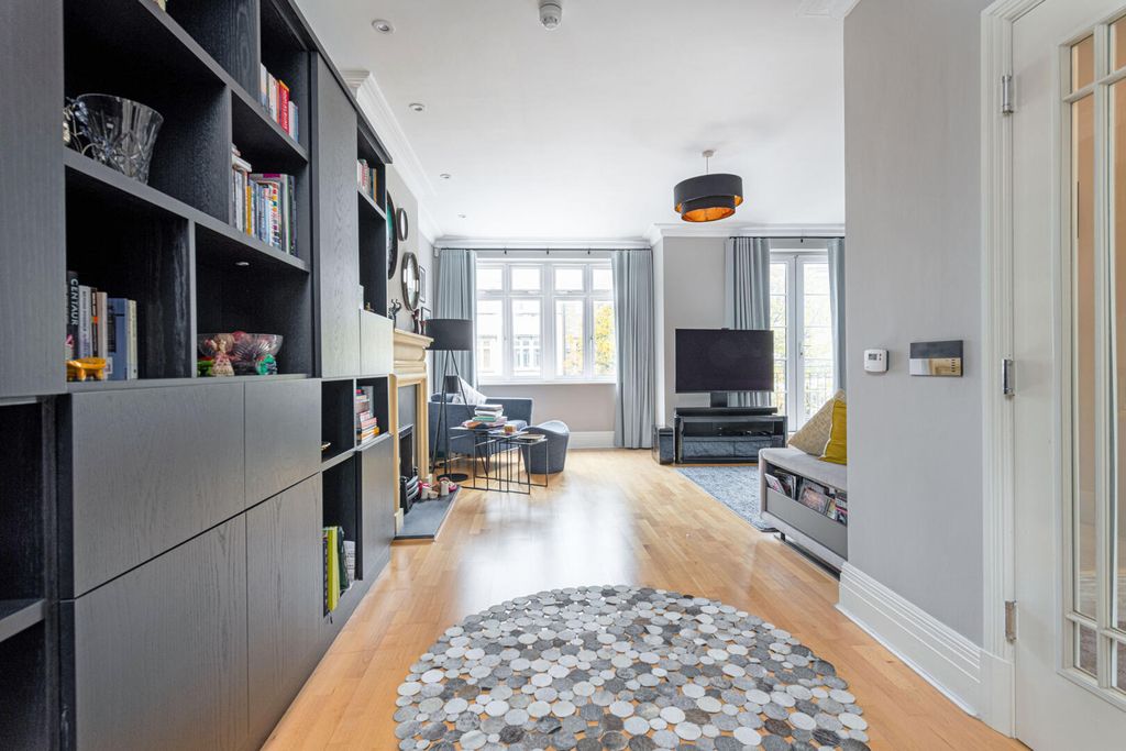 Property photo 3 of 12 Living Room