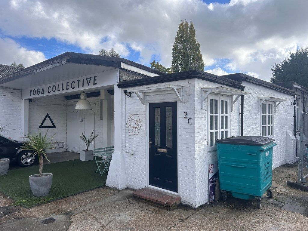 Property photo 1 of 8 Photo 7