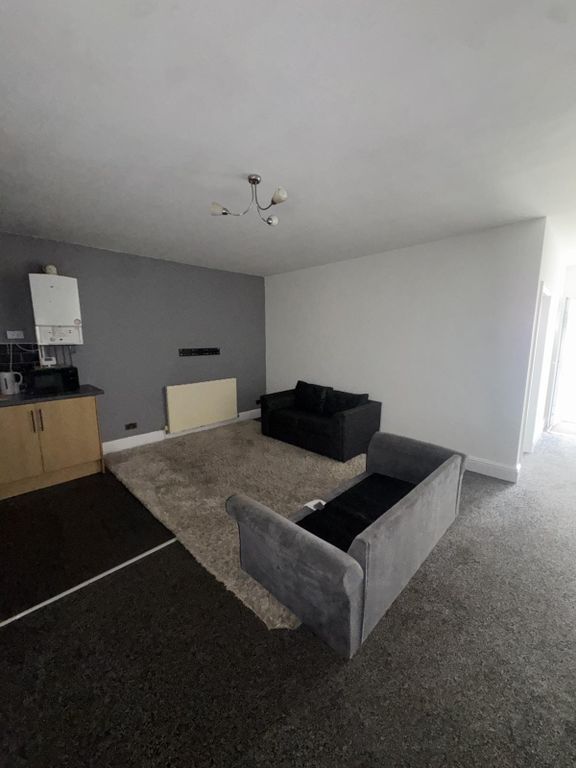 Property photo 2 of 5 C53Fa770-9F5E-45B6-B676-8894461Ec4Fe (1)