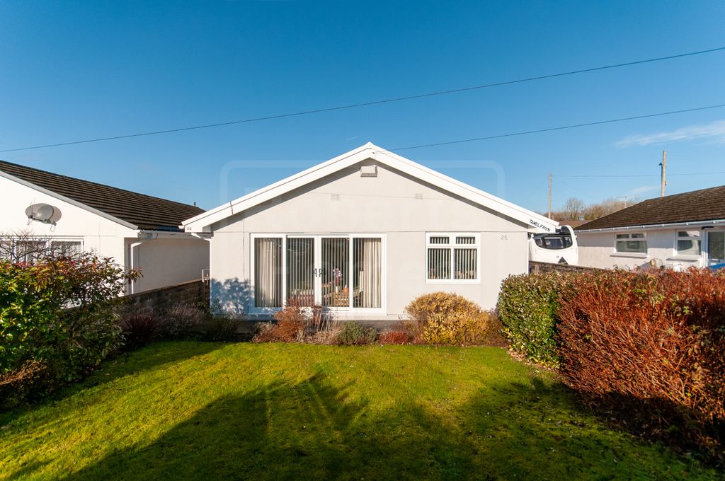 Property photo 1 of 24 Front