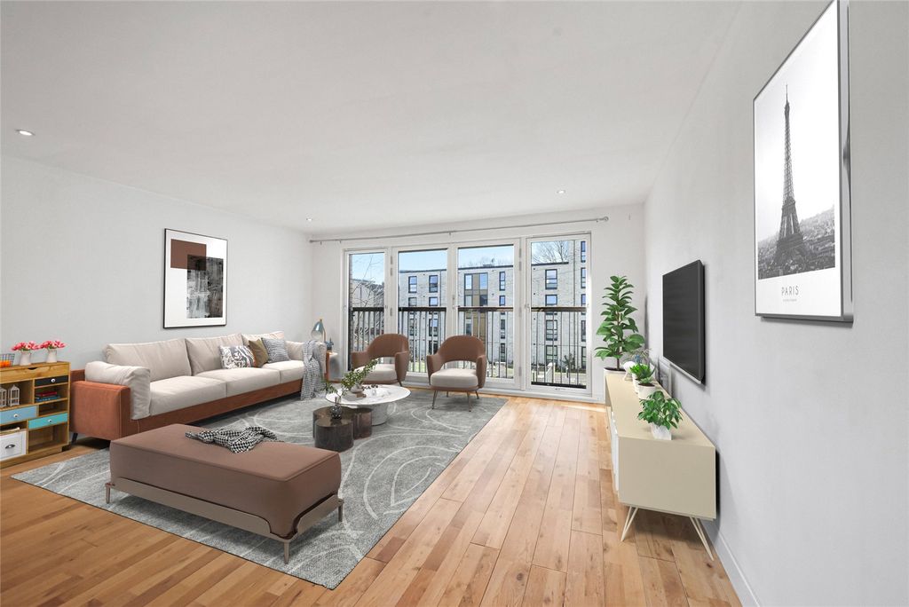 Property photo 3 of 21 Picture No. 30