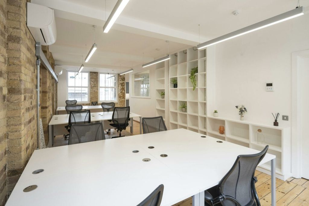 Property photo 3 of 8 Photo 1.Jpg