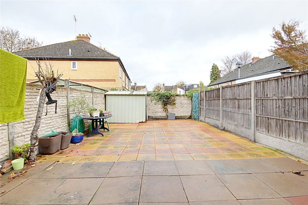 Property photo 2 of 14 Picture No. 15