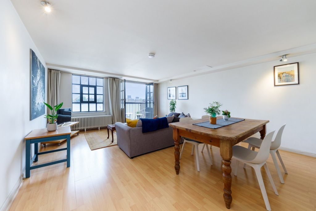 Property photo 1 of 17 Picture No. 04
