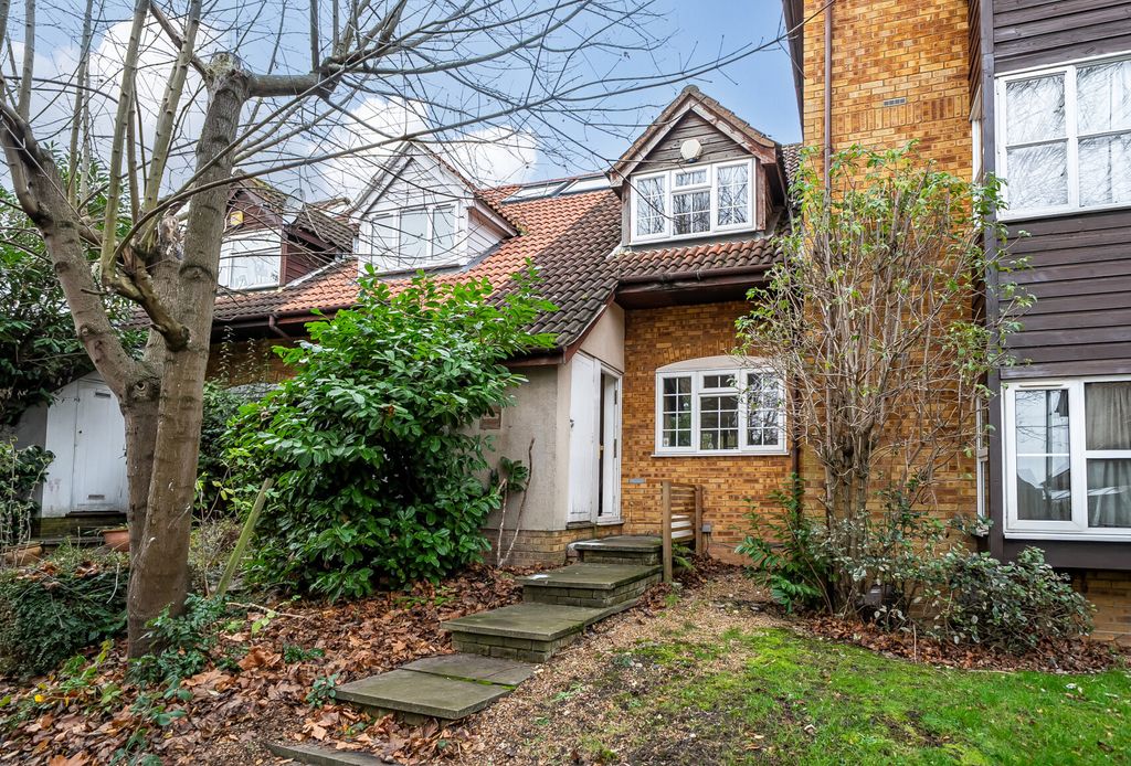 Property photo 2 of 13 1388293-1-6942c9A...