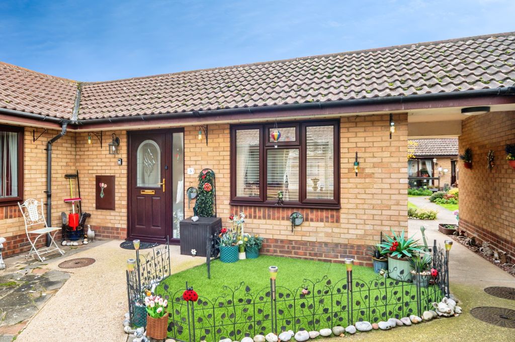 Property photo 1 of 20