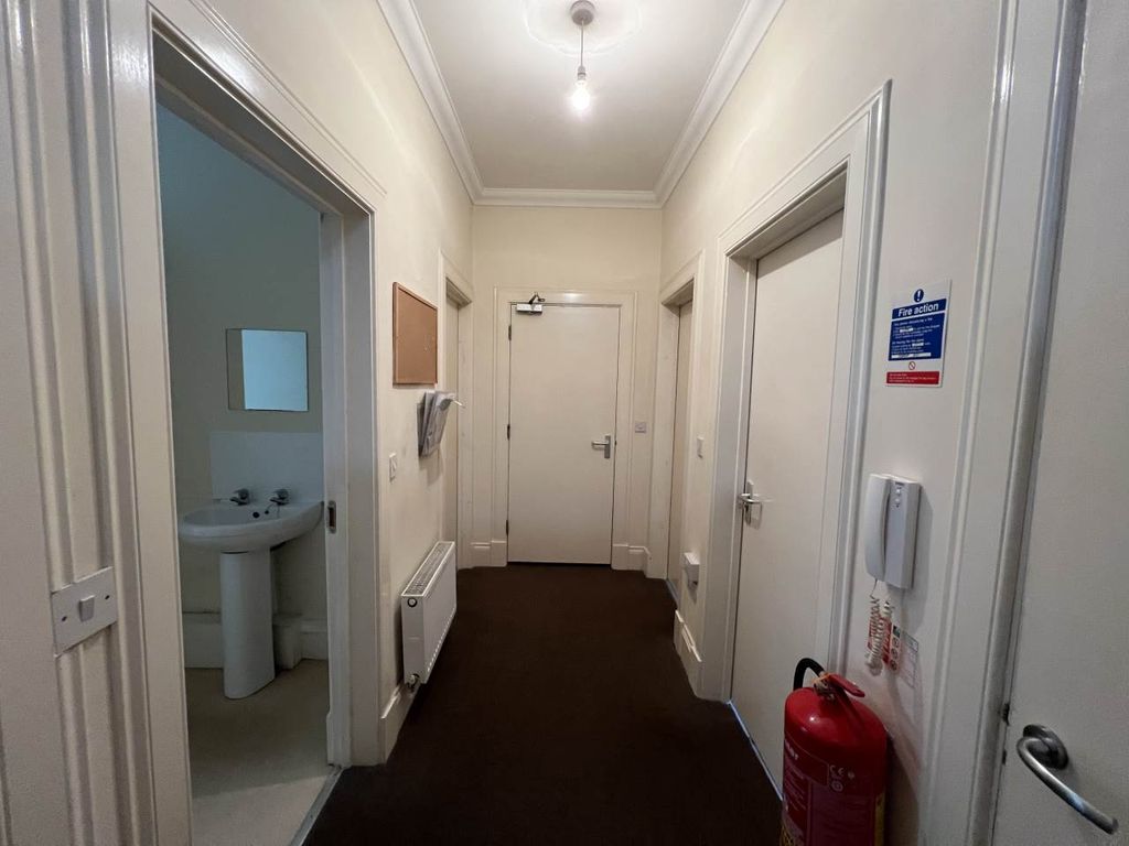 Property photo 2 of 11 Img_7392