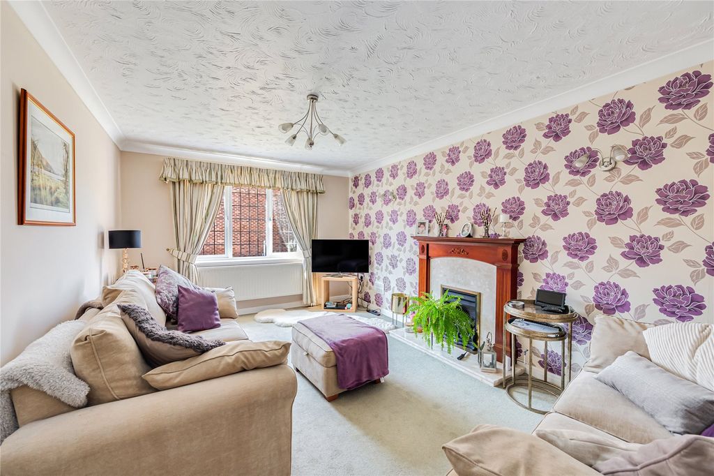 Property photo 2 of 19 Picture No. 20