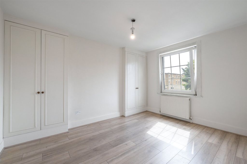 Property photo 1 of 8 Picture No. 02
