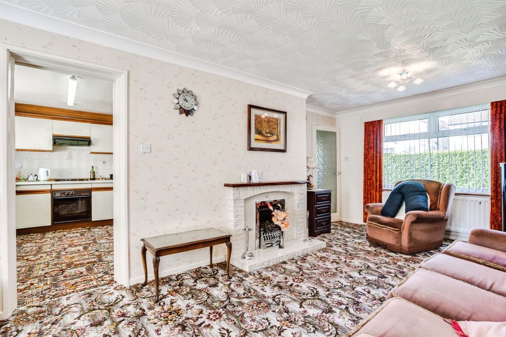 Property photo 2 of 14