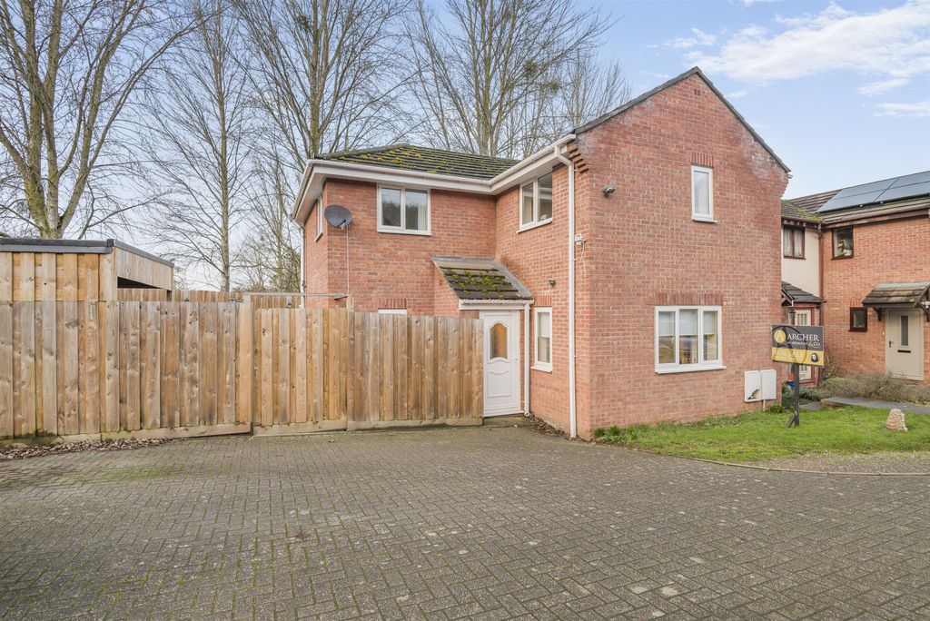 Property photo 1 of 22